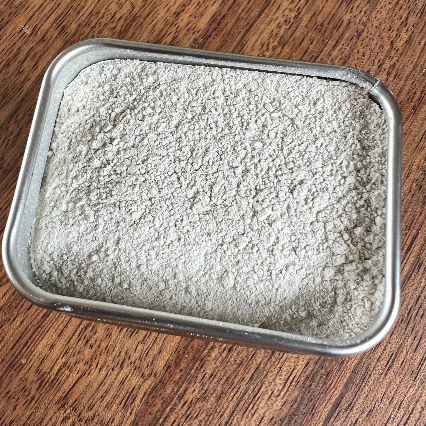 Pure Bentonite Clay Powder 40g Tin