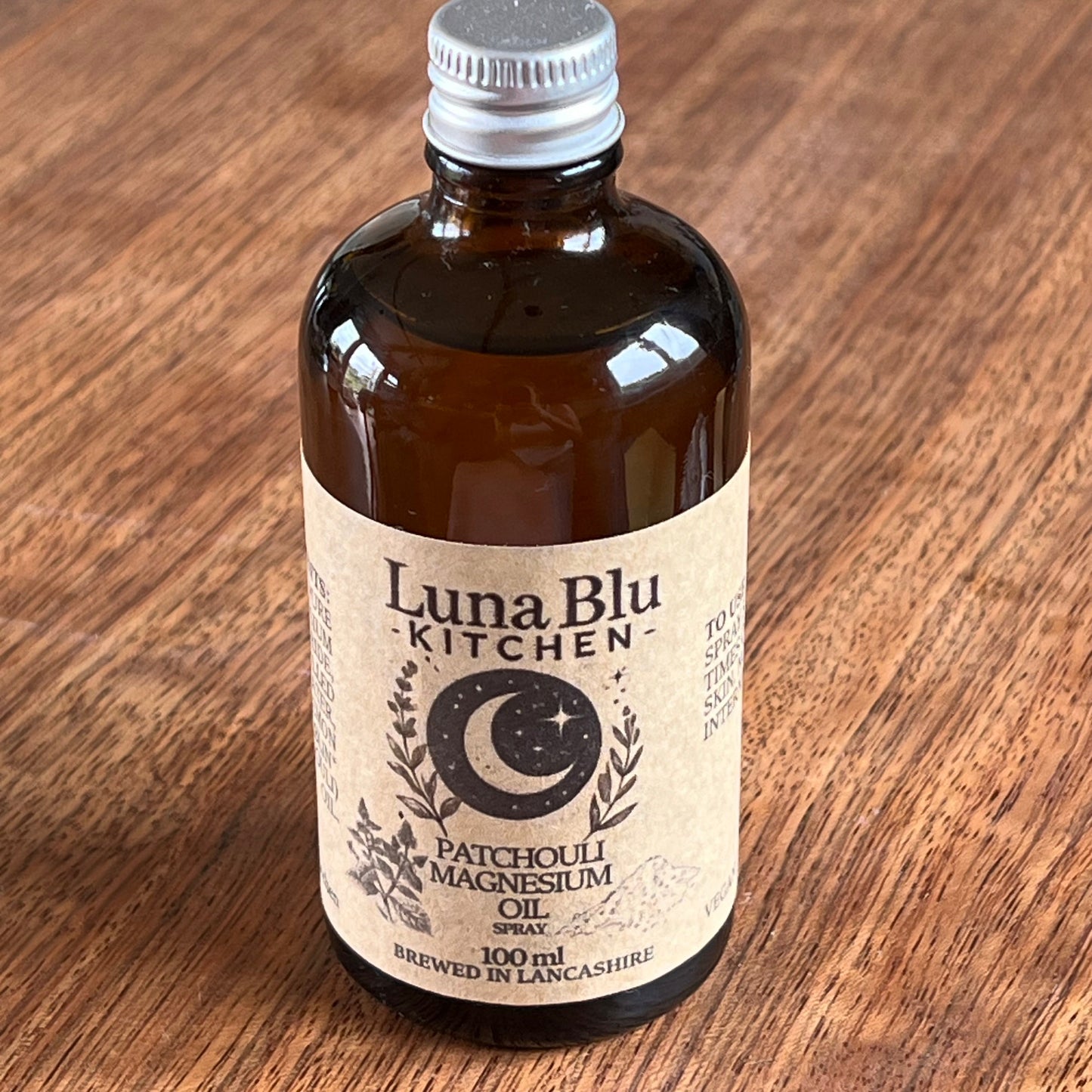 Patchouli Magnesium Oil Spray - relief for sore muscles, headaches, restful sleep, muscle fatigue & tension.